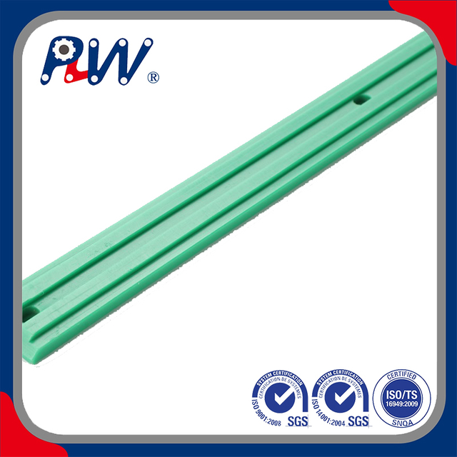 UHMWPE veden&iacute; řetězu na m&iacute;ru pro konkr&eacute;tn&iacute; modely řetězů a p&aacute;sů